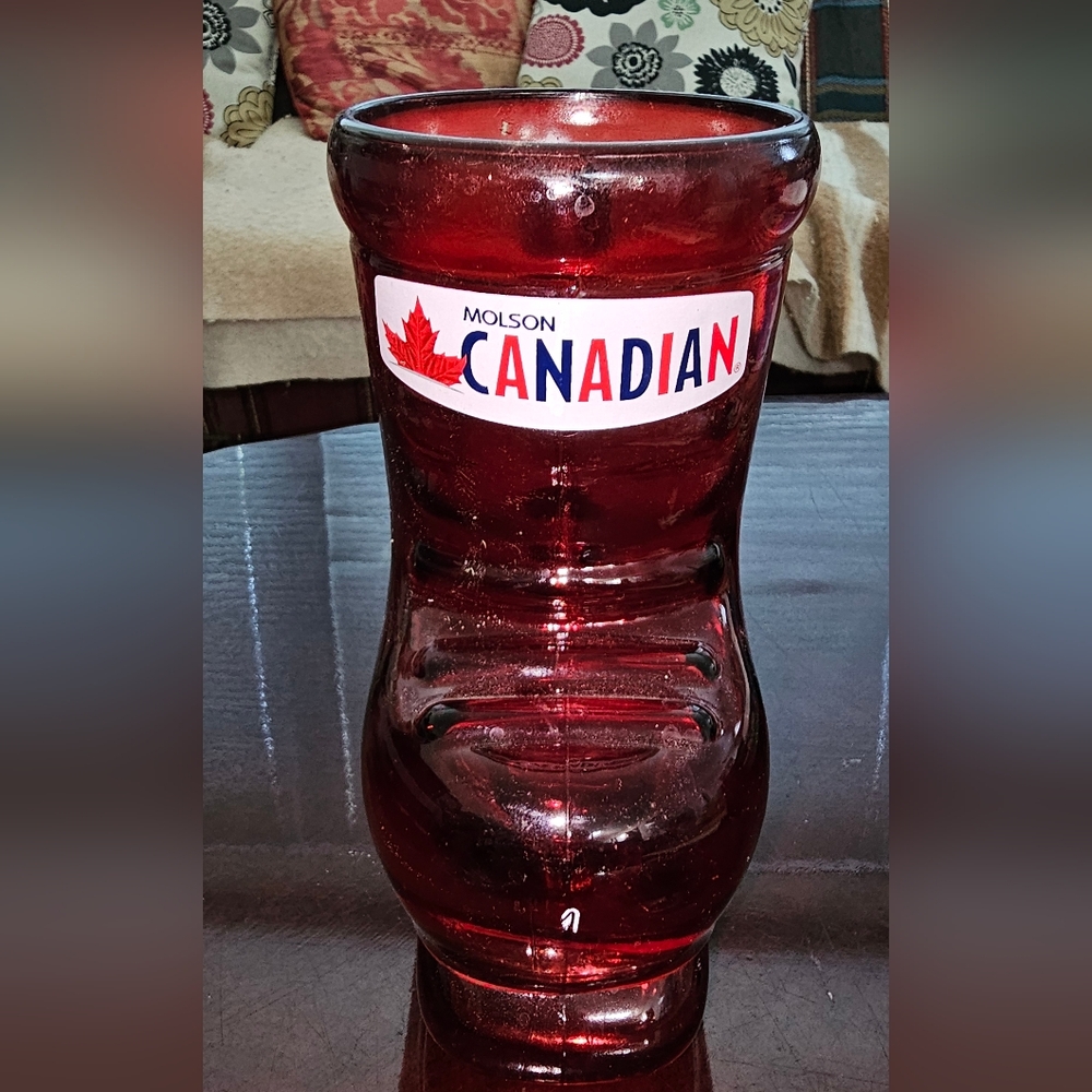 Molson Canadian 7.5" Red Glass Skate Beer Stein